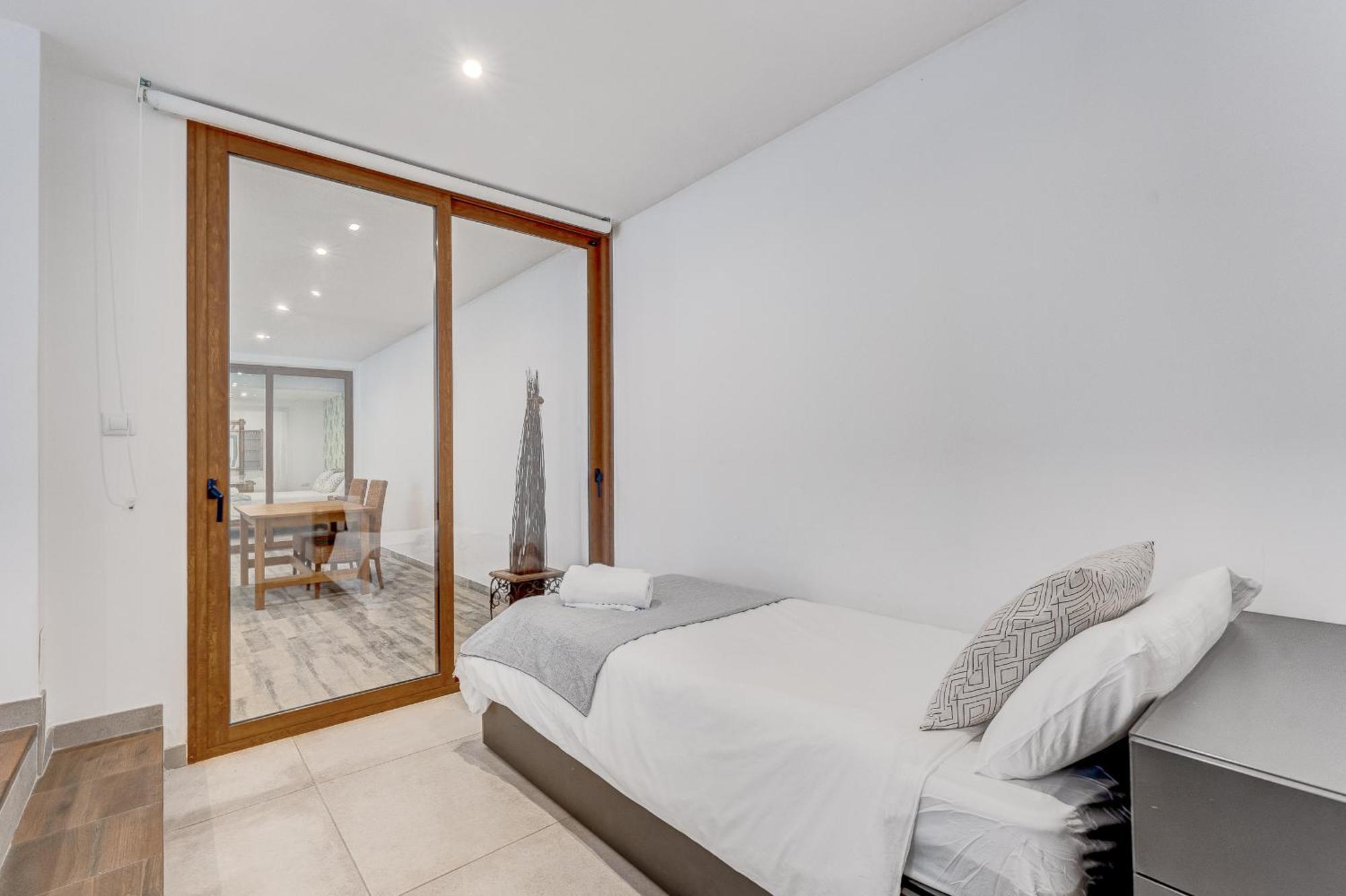 Fabulous Contemporary 5 Bedroom Villa With Private Heated Pool, Sleeps Max 13 Callao Salvaje Exterior foto