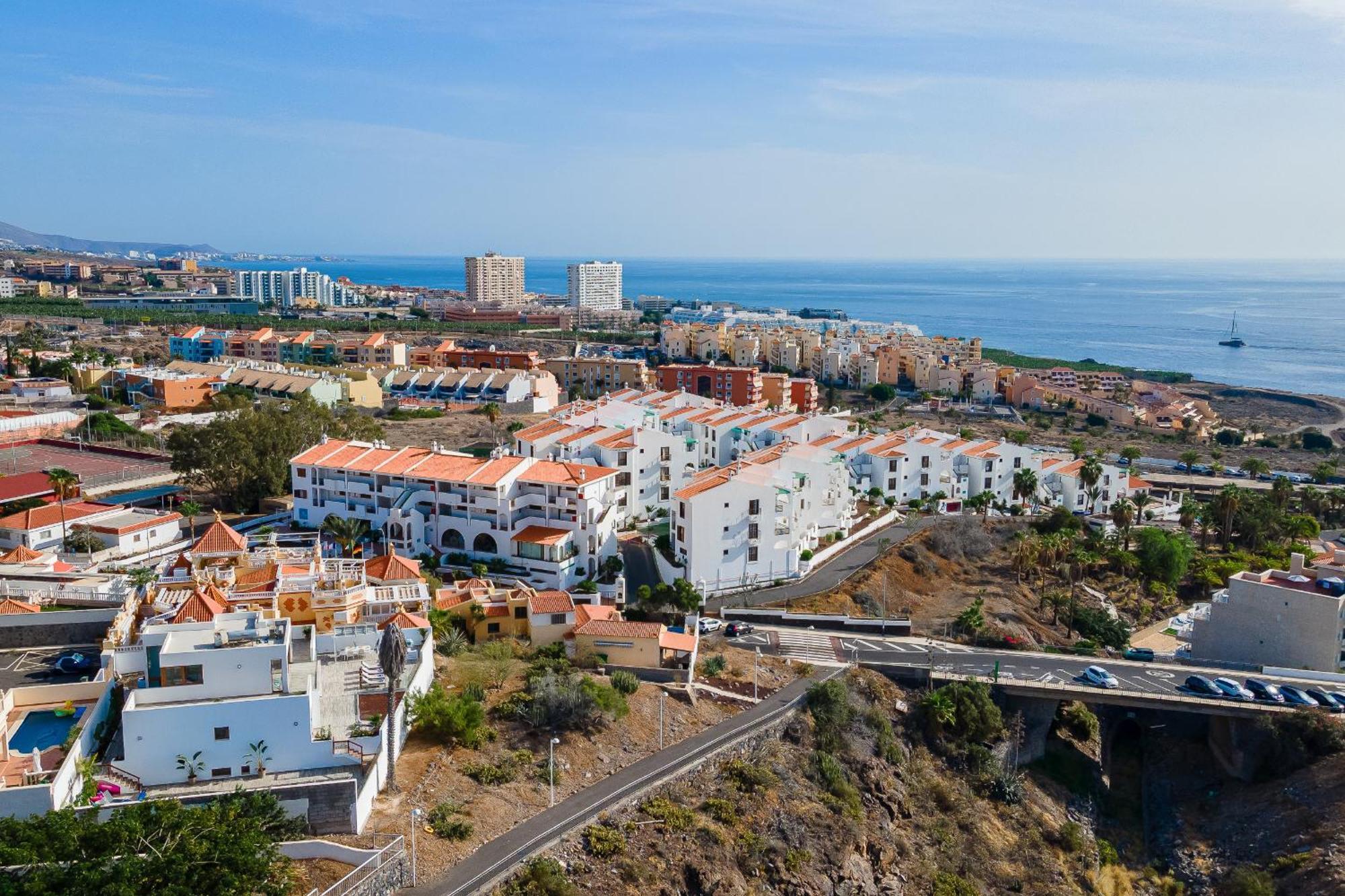 Fabulous Contemporary 5 Bedroom Villa With Private Heated Pool, Sleeps Max 13 Callao Salvaje Exterior foto