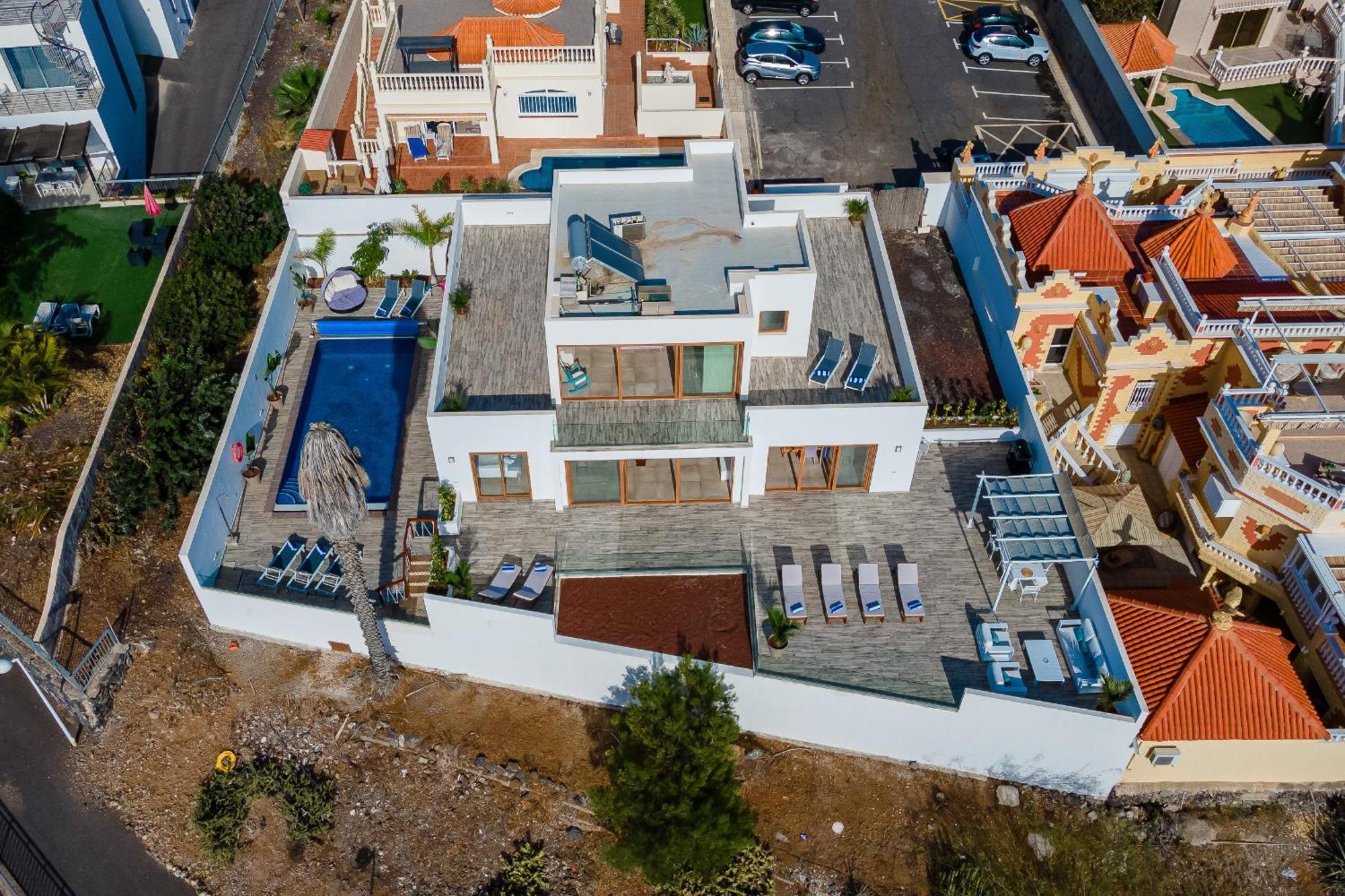 Fabulous Contemporary 5 Bedroom Villa With Private Heated Pool, Sleeps Max 13 Callao Salvaje Exterior foto