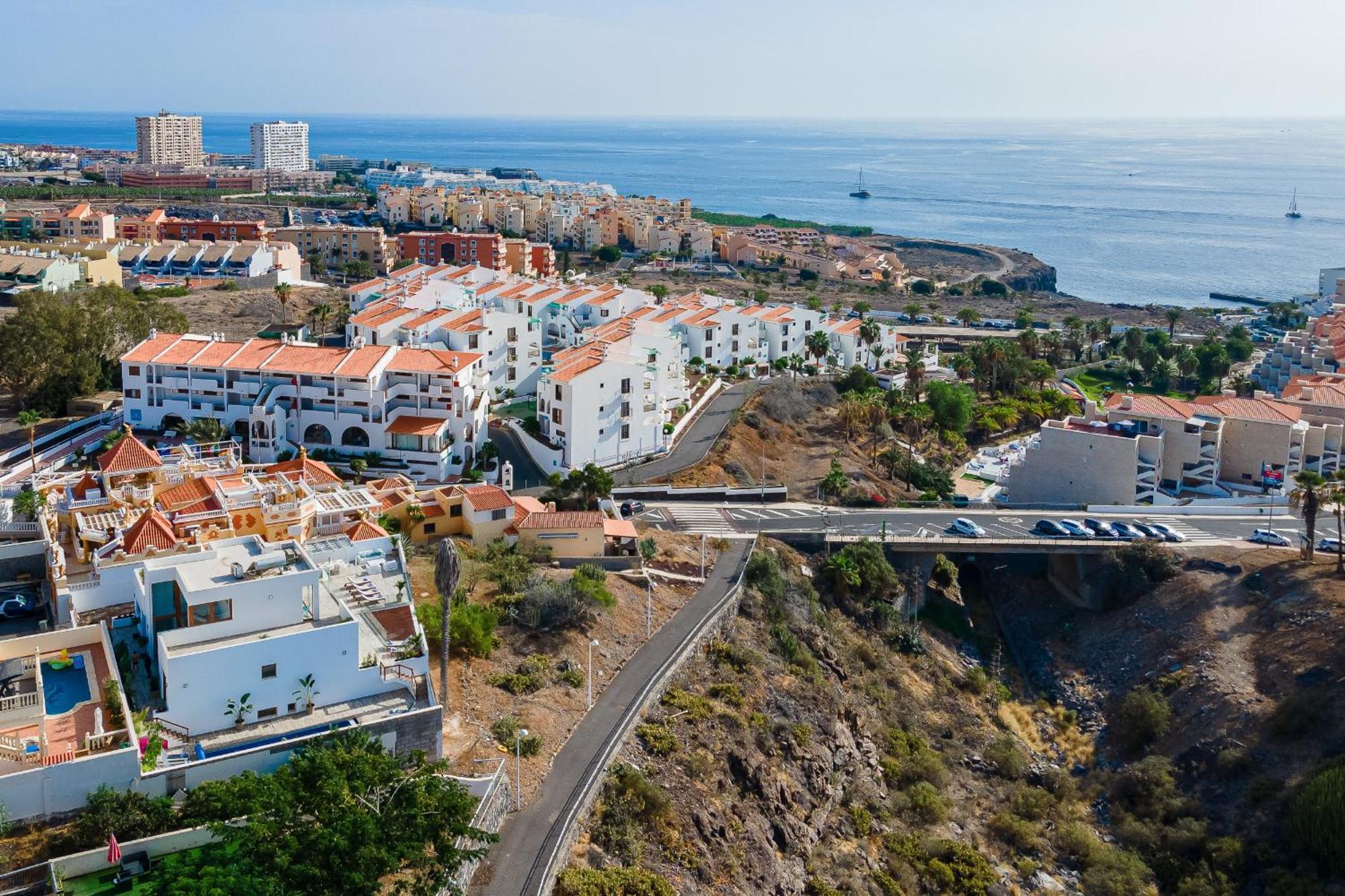 Fabulous Contemporary 5 Bedroom Villa With Private Heated Pool, Sleeps Max 13 Callao Salvaje Exterior foto