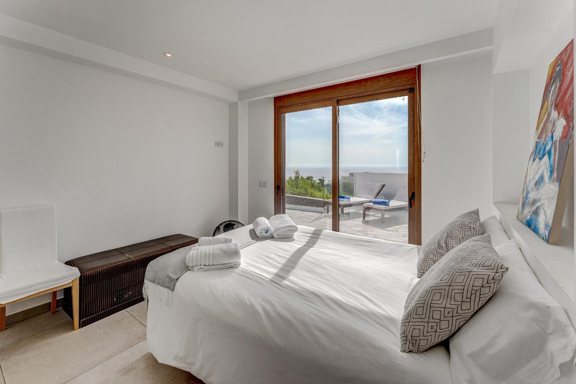 Fabulous Contemporary 5 Bedroom Villa With Private Heated Pool, Sleeps Max 13 Callao Salvaje Exterior foto